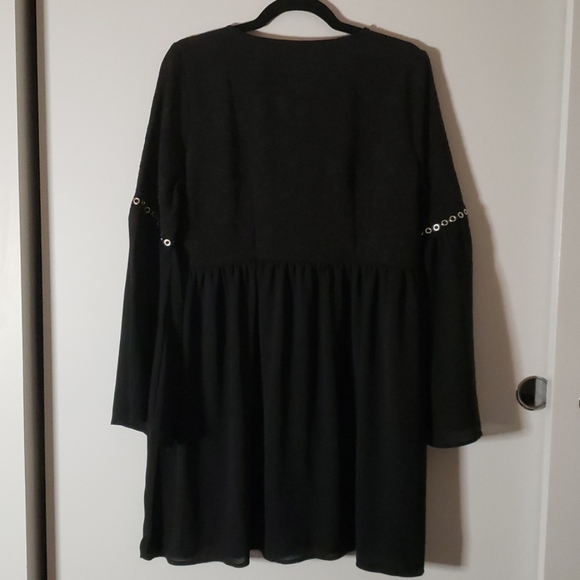 Black Spring Dress - Picture 2 of 2